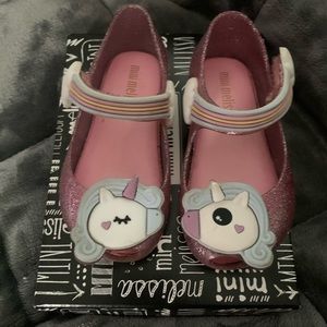 Gently used mini melissas size 6